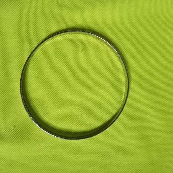 Silvertone textured Bangle bracelet large - Picture 3 of 4